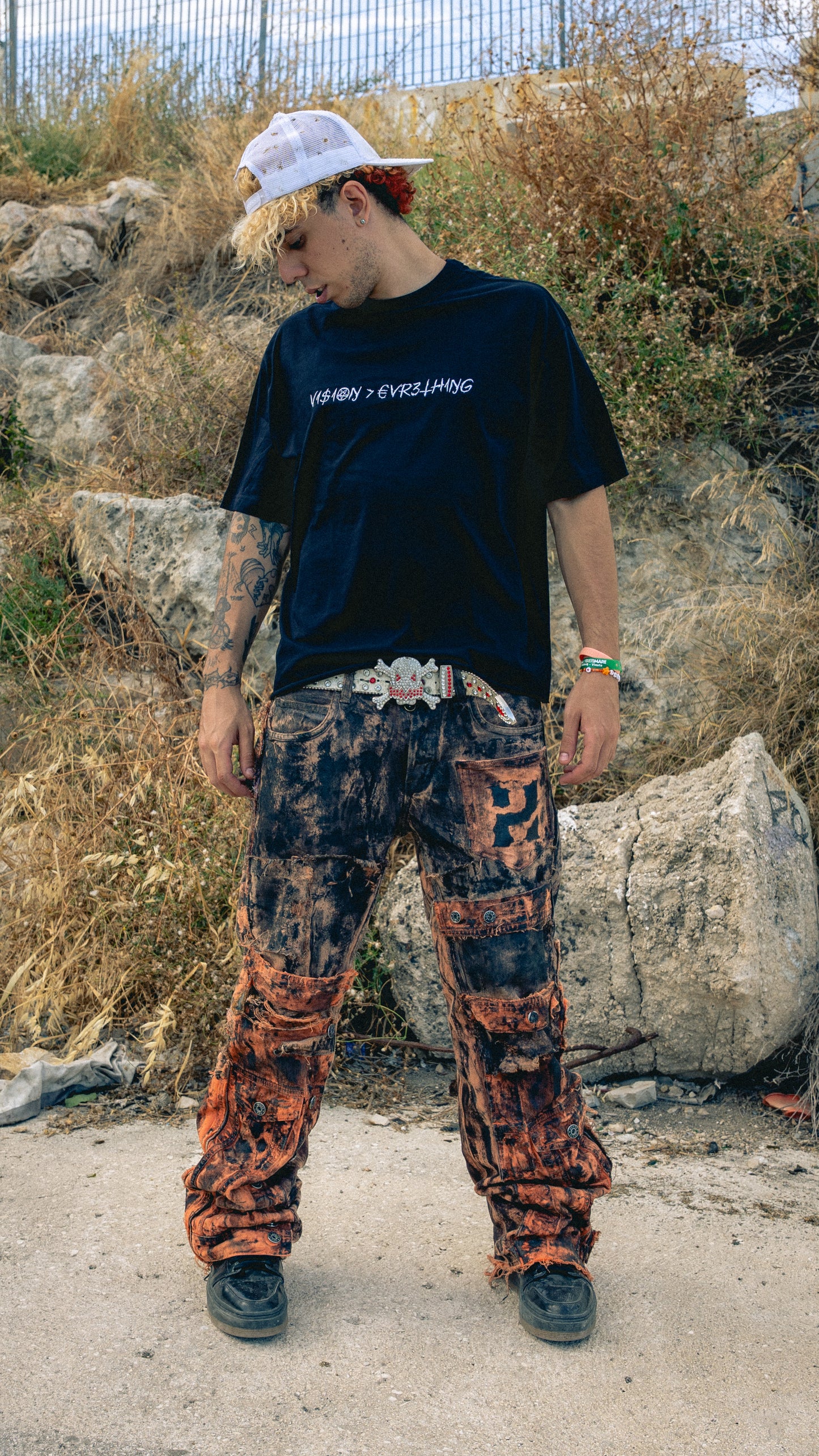V1$10N > €VR3TH1NG TEE
